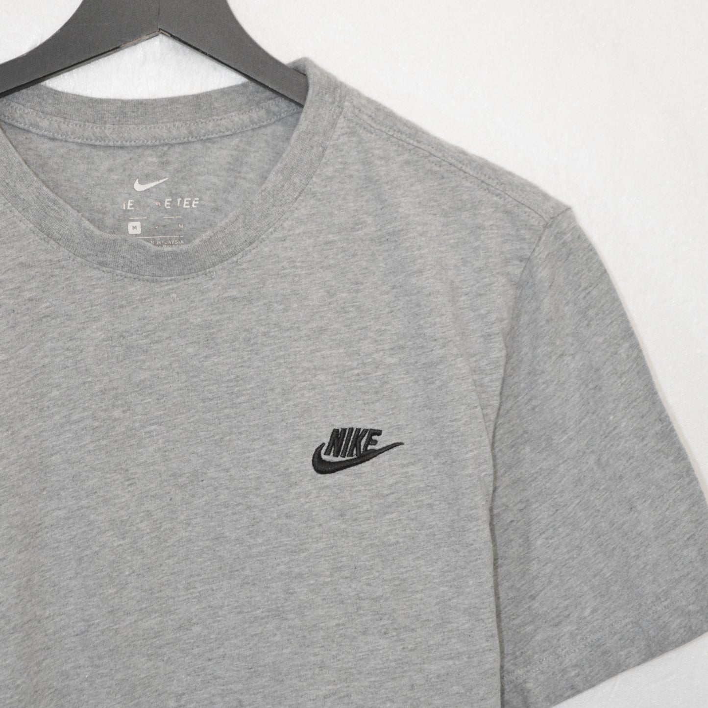 Nike тениска (M)