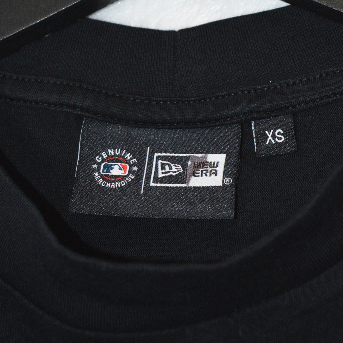 New Era New York Yankees cropped тениска (XS)
