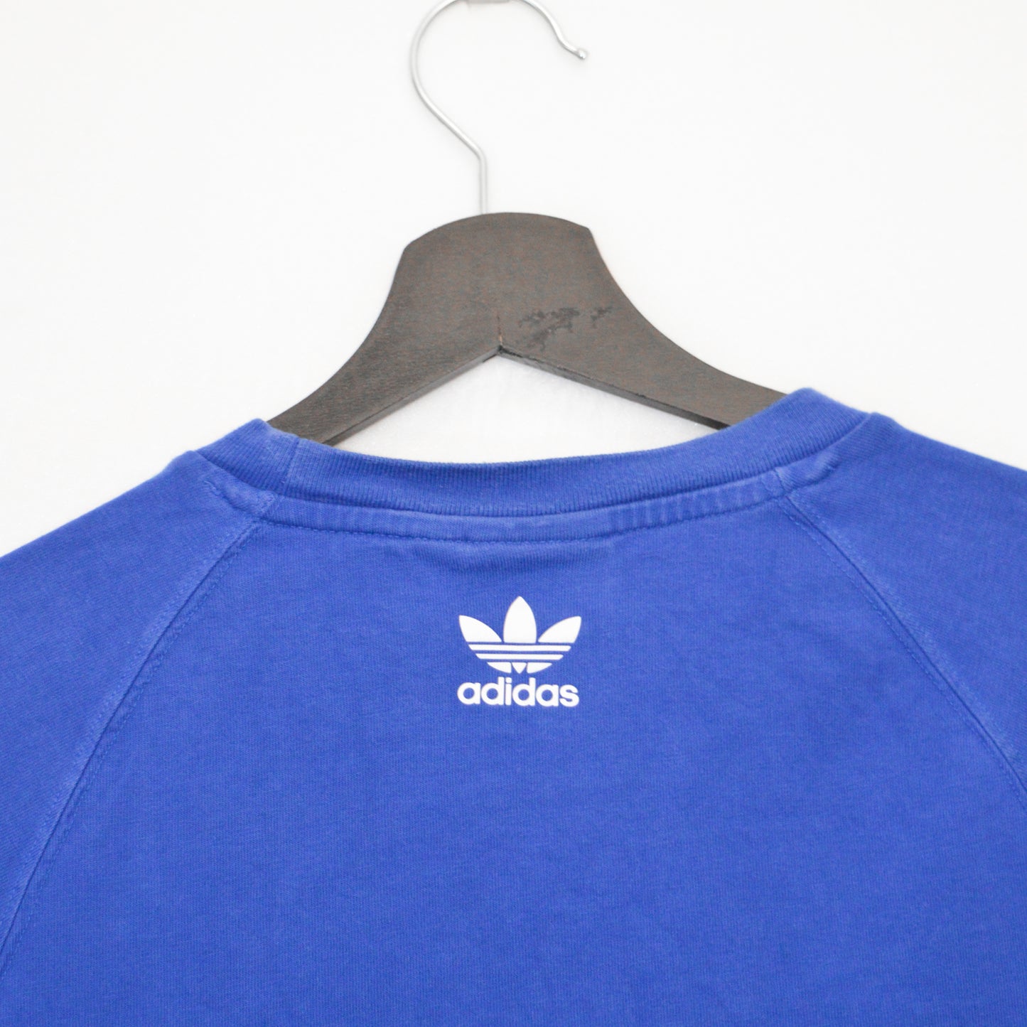 ADIDAS ORIGINALS ТЕНИСКА (XS)