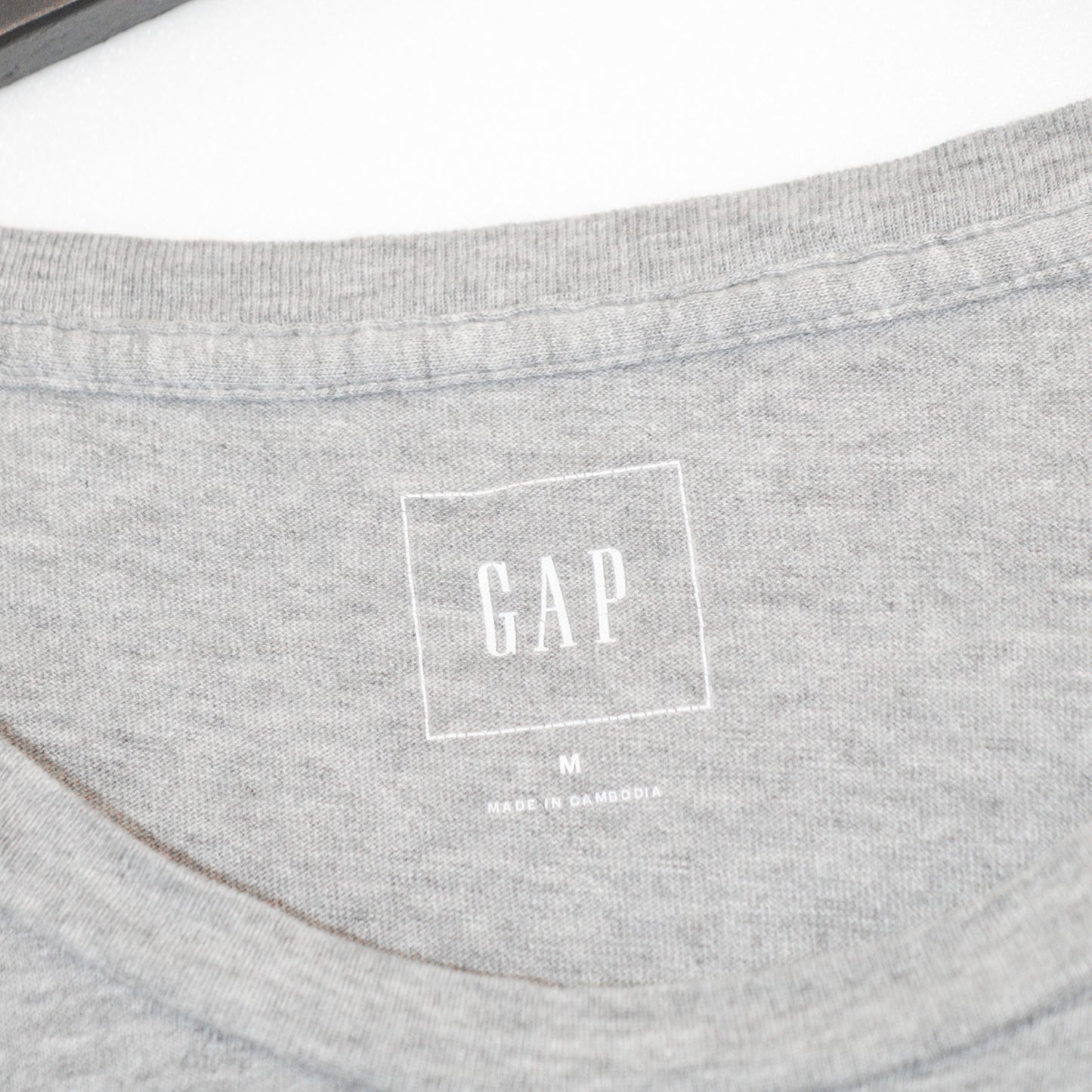 GAP ТЕНИСКА (M)