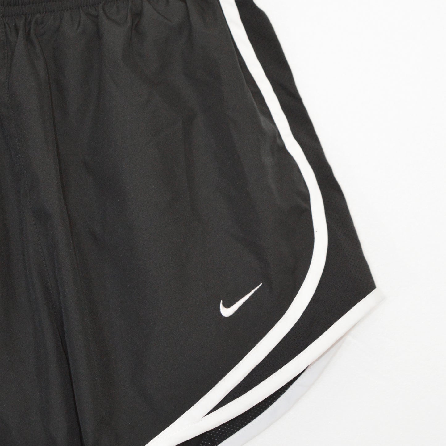 NIKE DRI FIT ШОРТИ (S и XS)