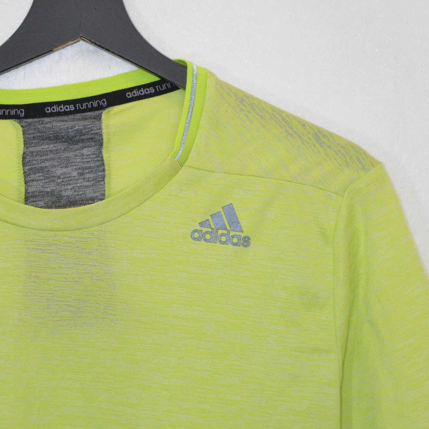 Adidas спортна тениска (M)