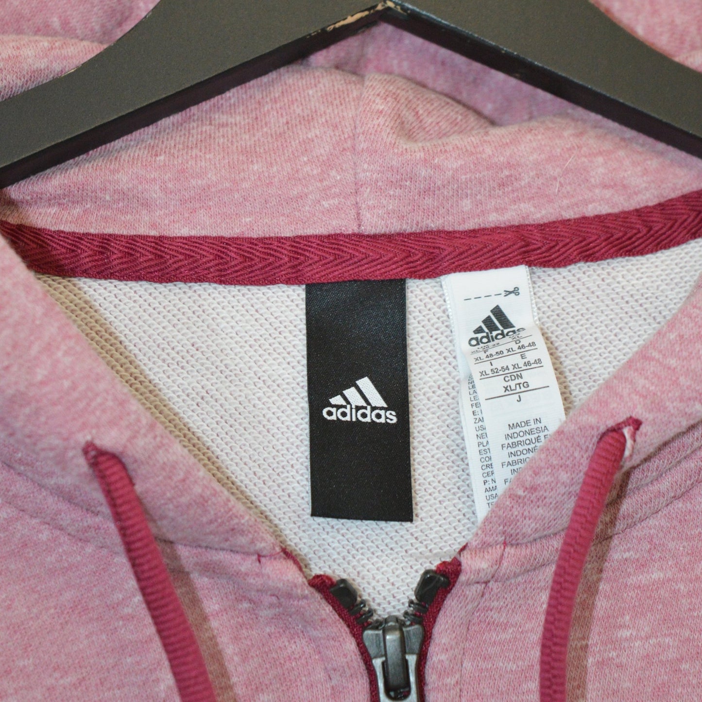 Adidas суичър (M)