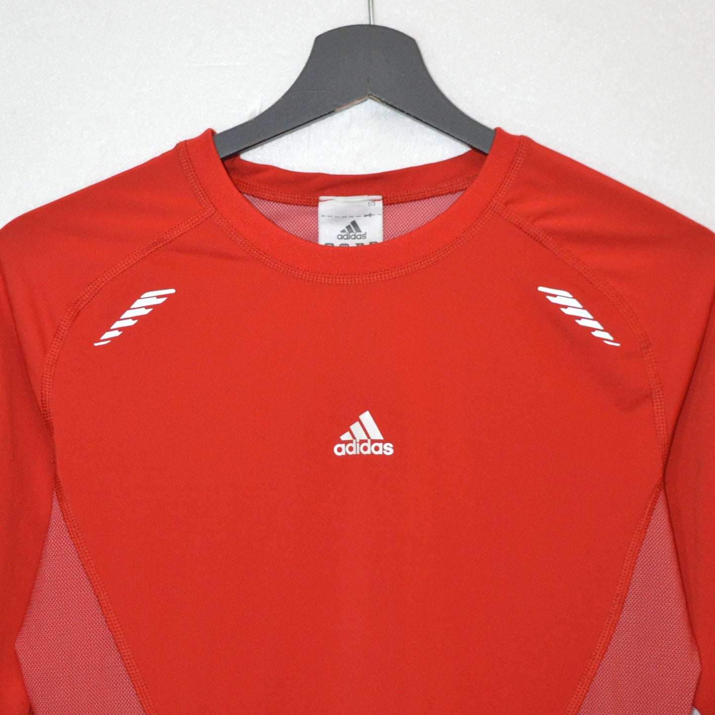 Adidas TechFit тениска (M)