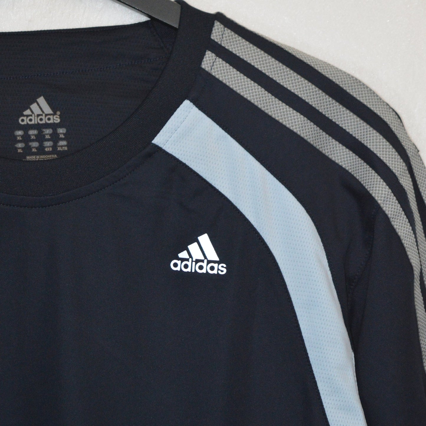 Adidas тениска (XL)