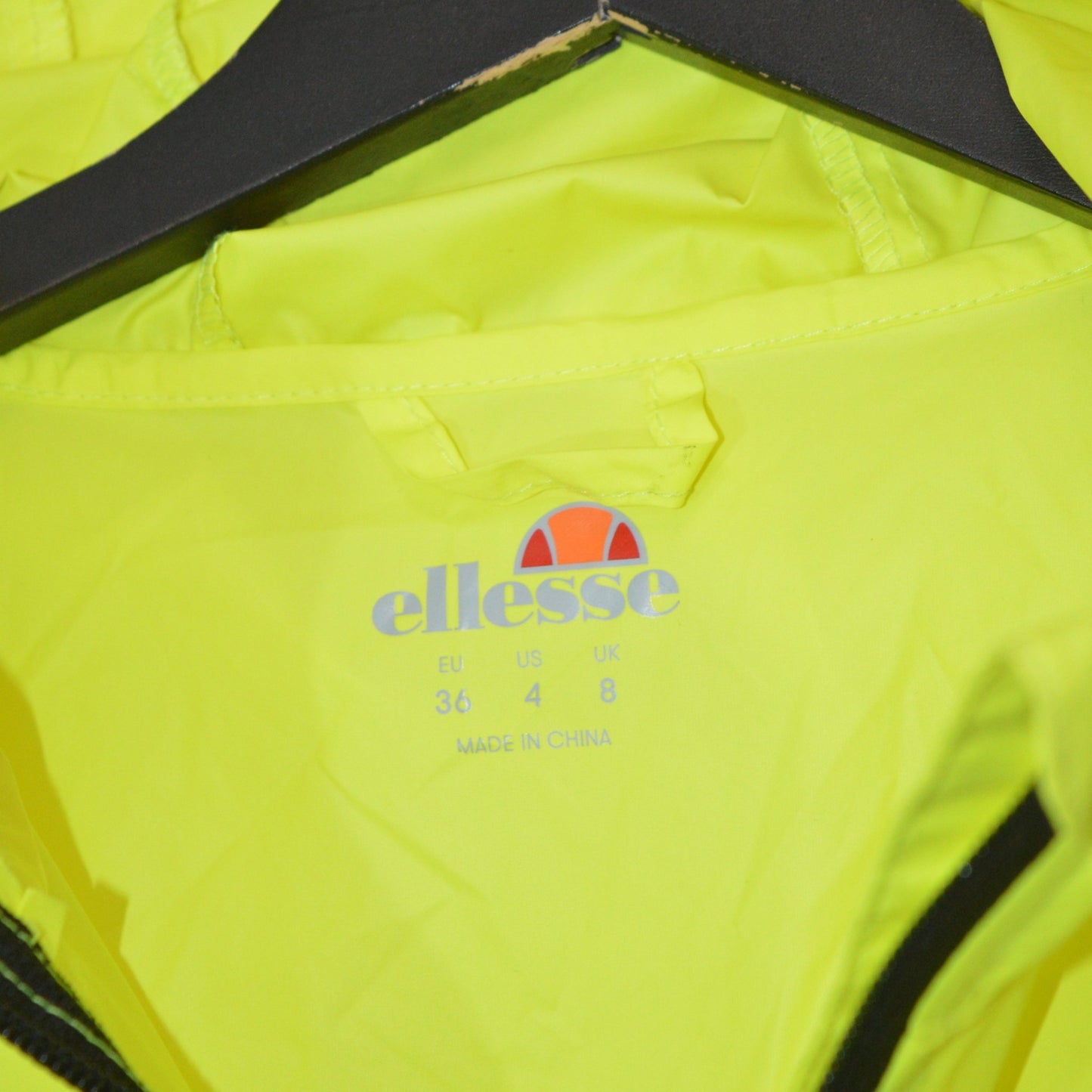 Ellesse тънко яке (S)