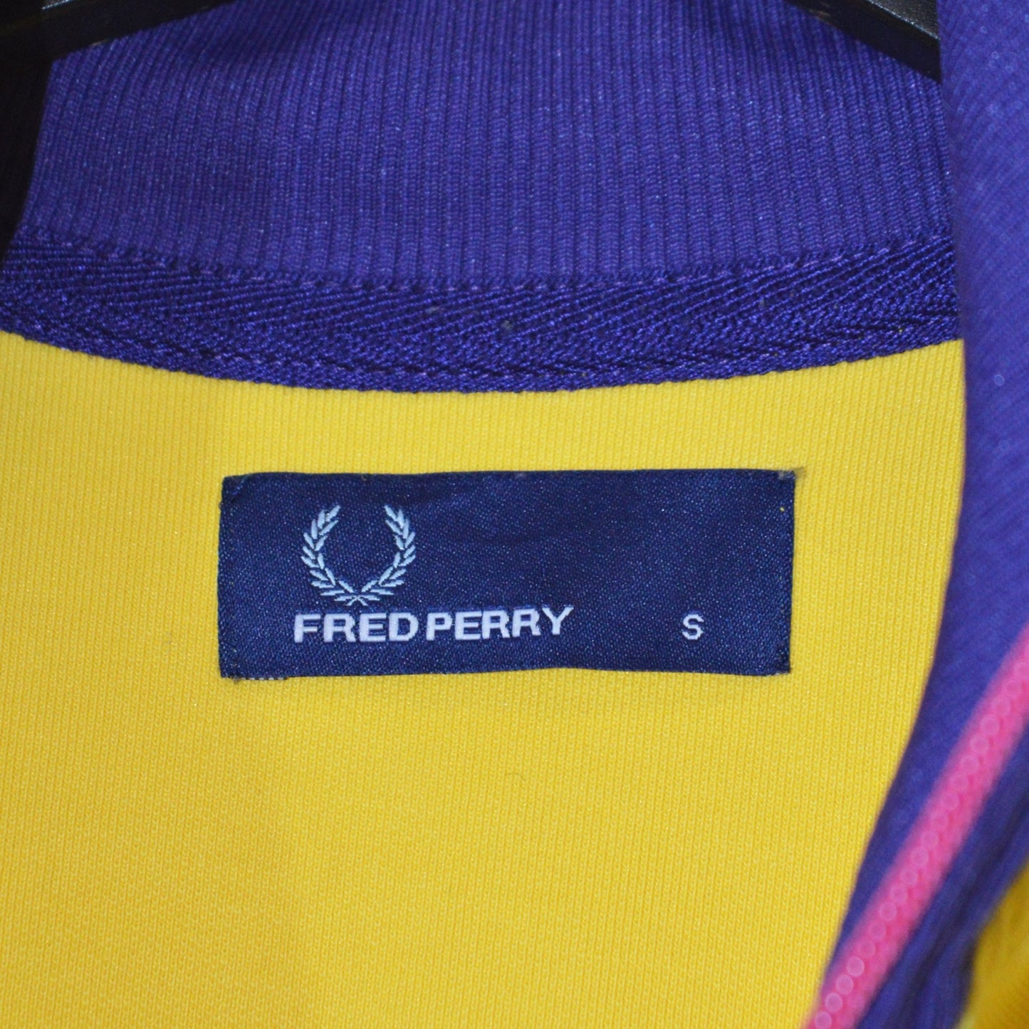 Fred Perry суичър с цип (S)