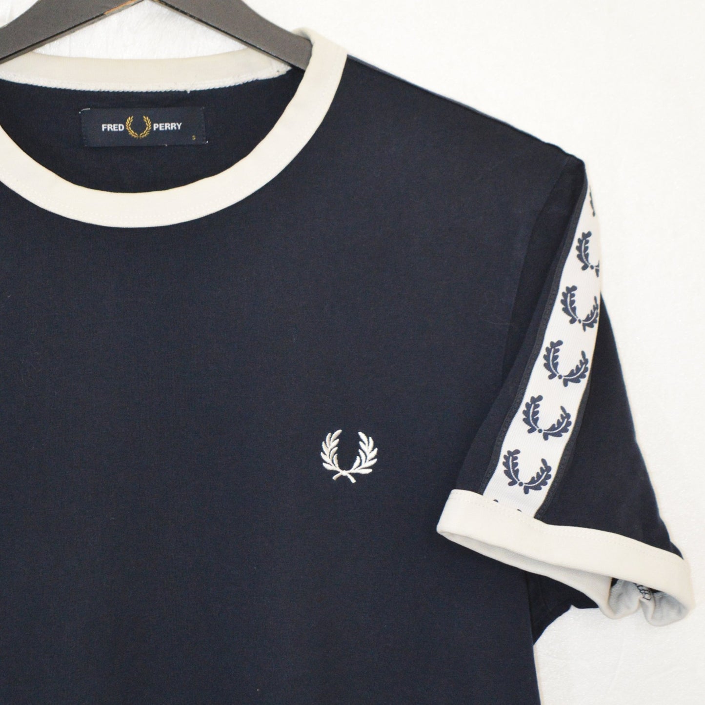 Fred Perry тениска (S)
