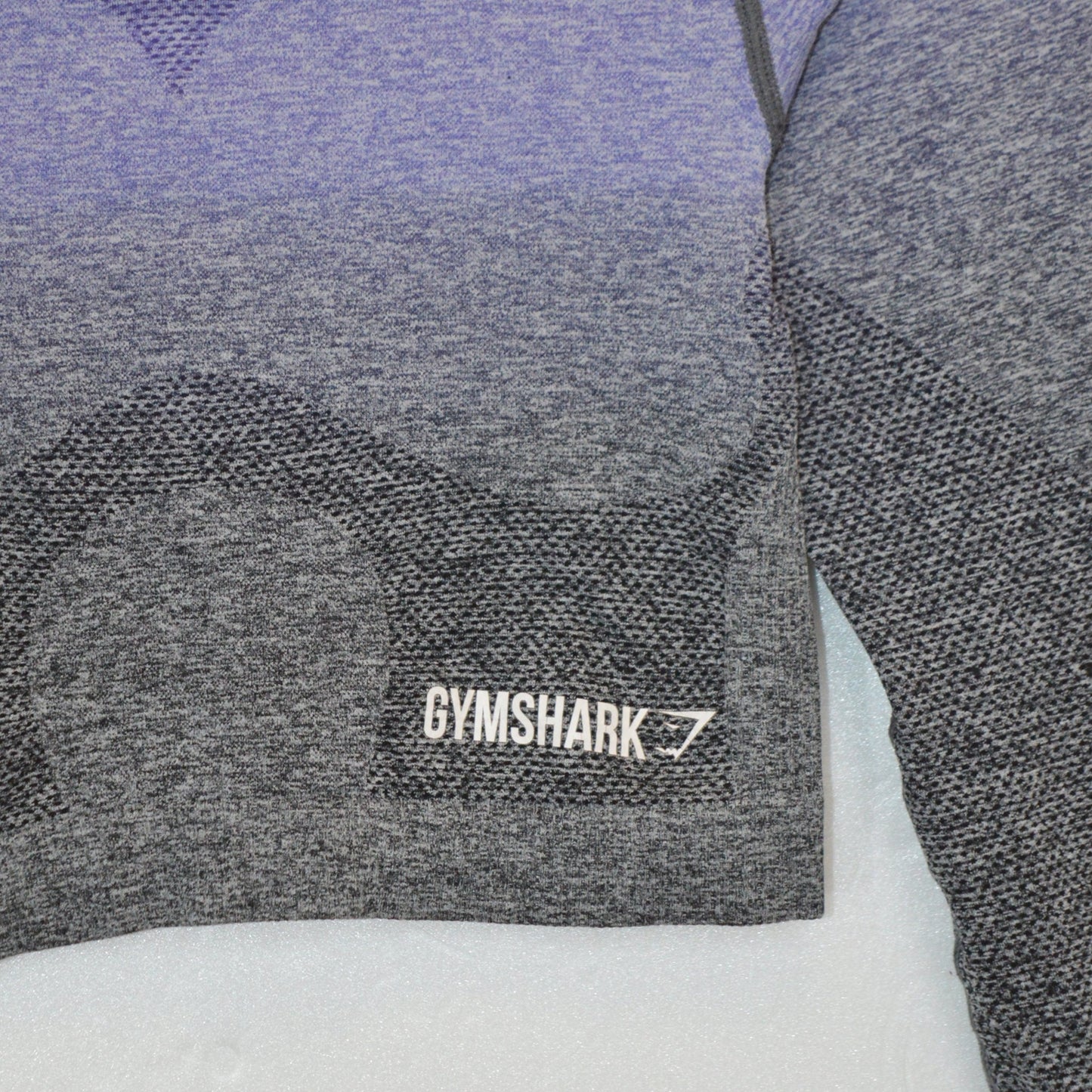 Gymshark cropped тънка спортна блуза (XS)