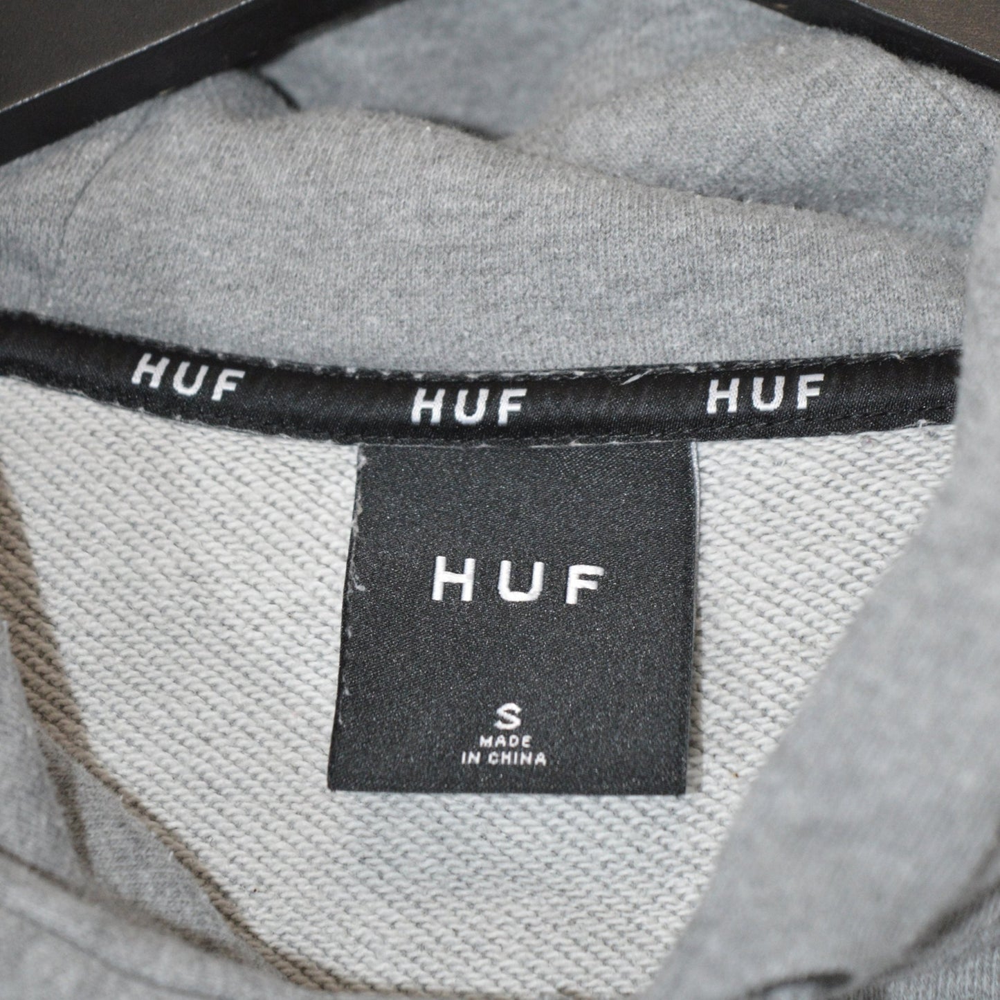 Huf суичър (S)