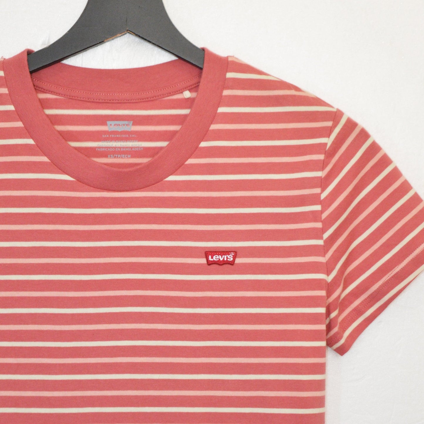Levis тениска (XS)