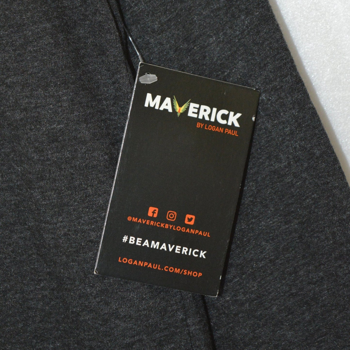 Maverick by Logan Paul тънка блуза (S)