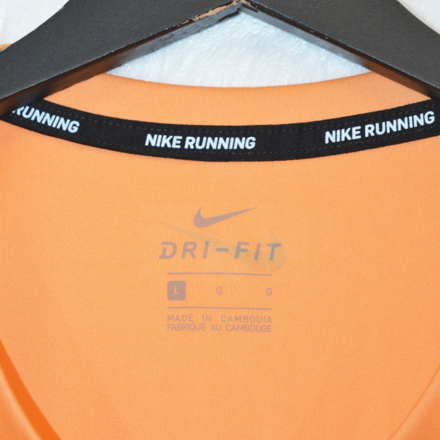 NIKE DRI FIT ТЕНИСКА (L)