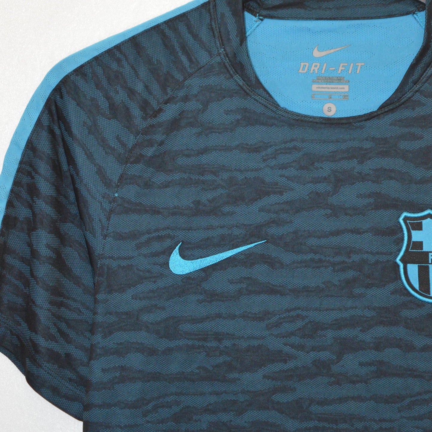 Nike FC Barcelona Dri fit футболна тениска (S)