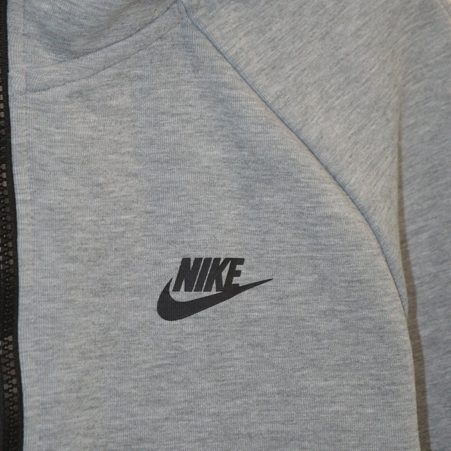 Nike Tech fleece суичър с цип (S)