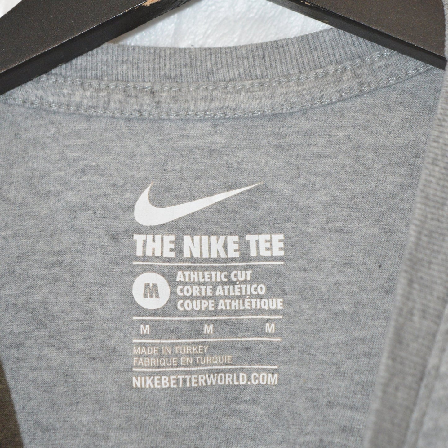 Nike тениска (M)