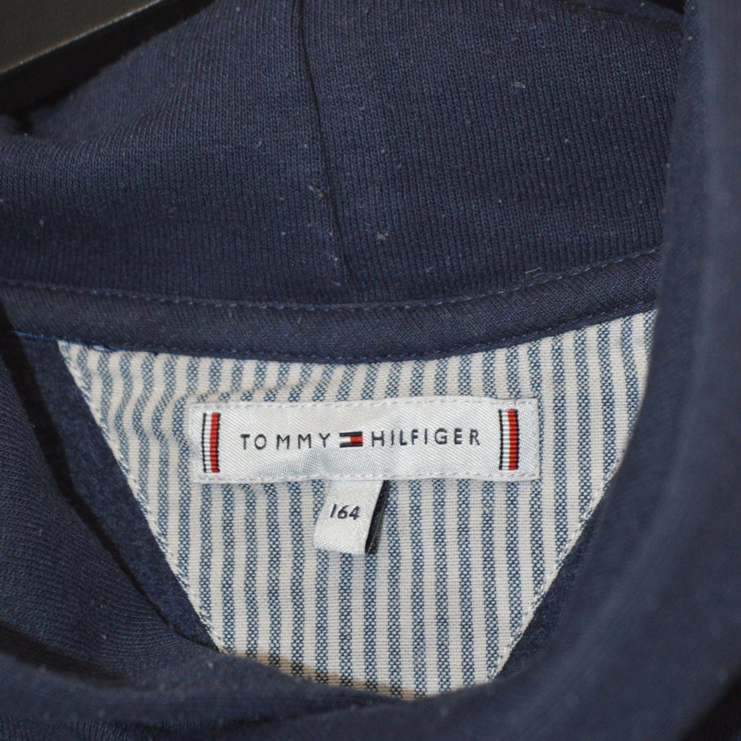 Tommy Hilfiger суичър (S)