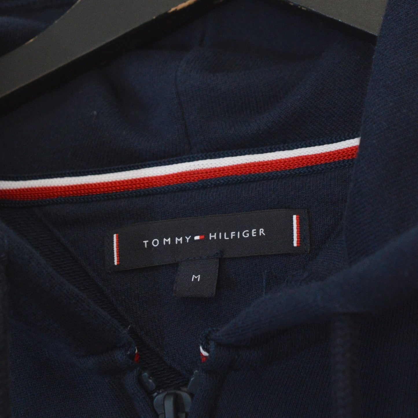 Tommy Hilfiger суичър с цип (M)
