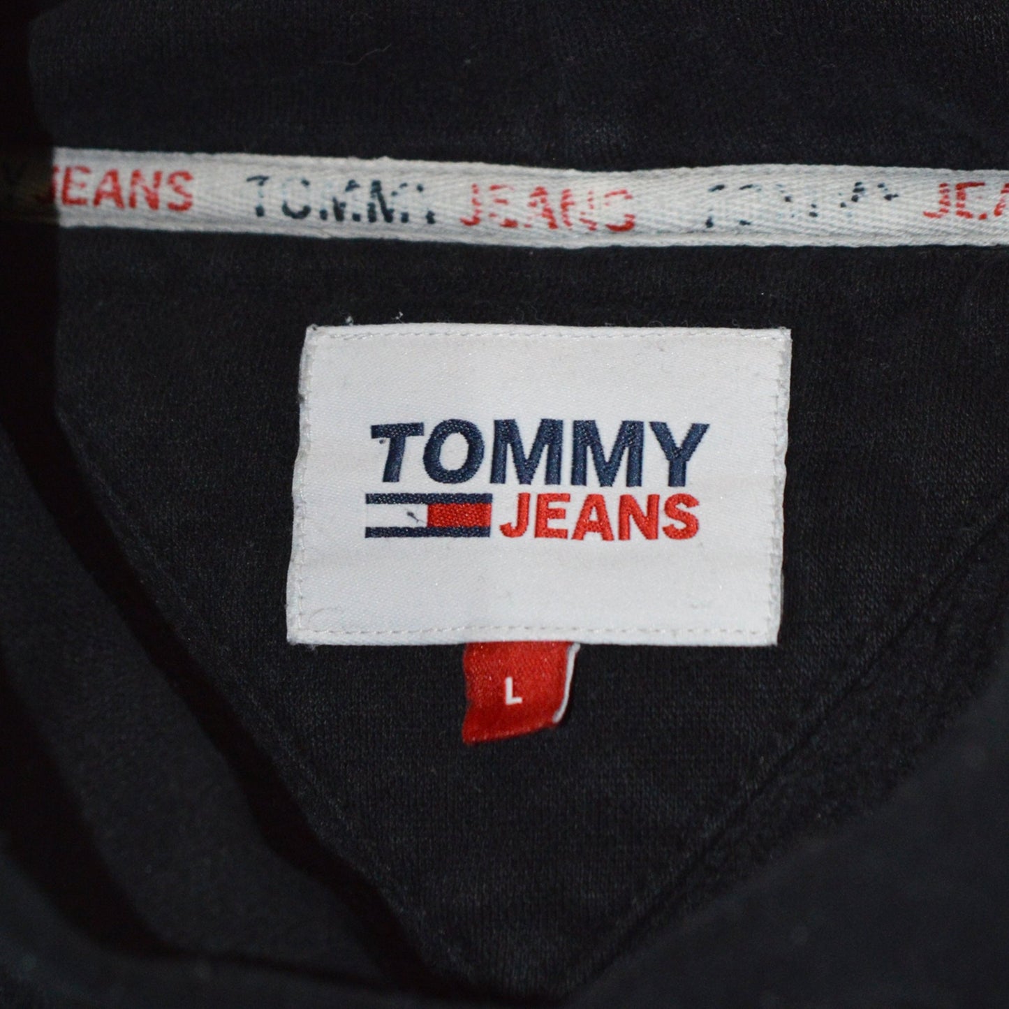 Tommy Hilfiger суичър (L)