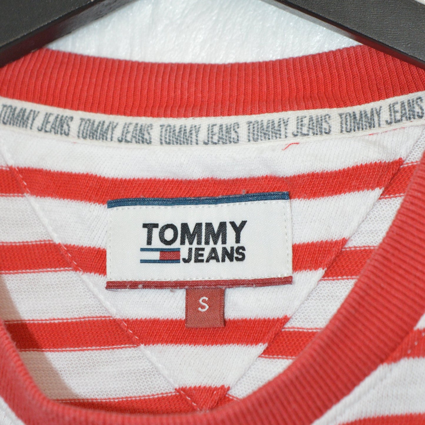 Tommy Hilfiger тениска (S)