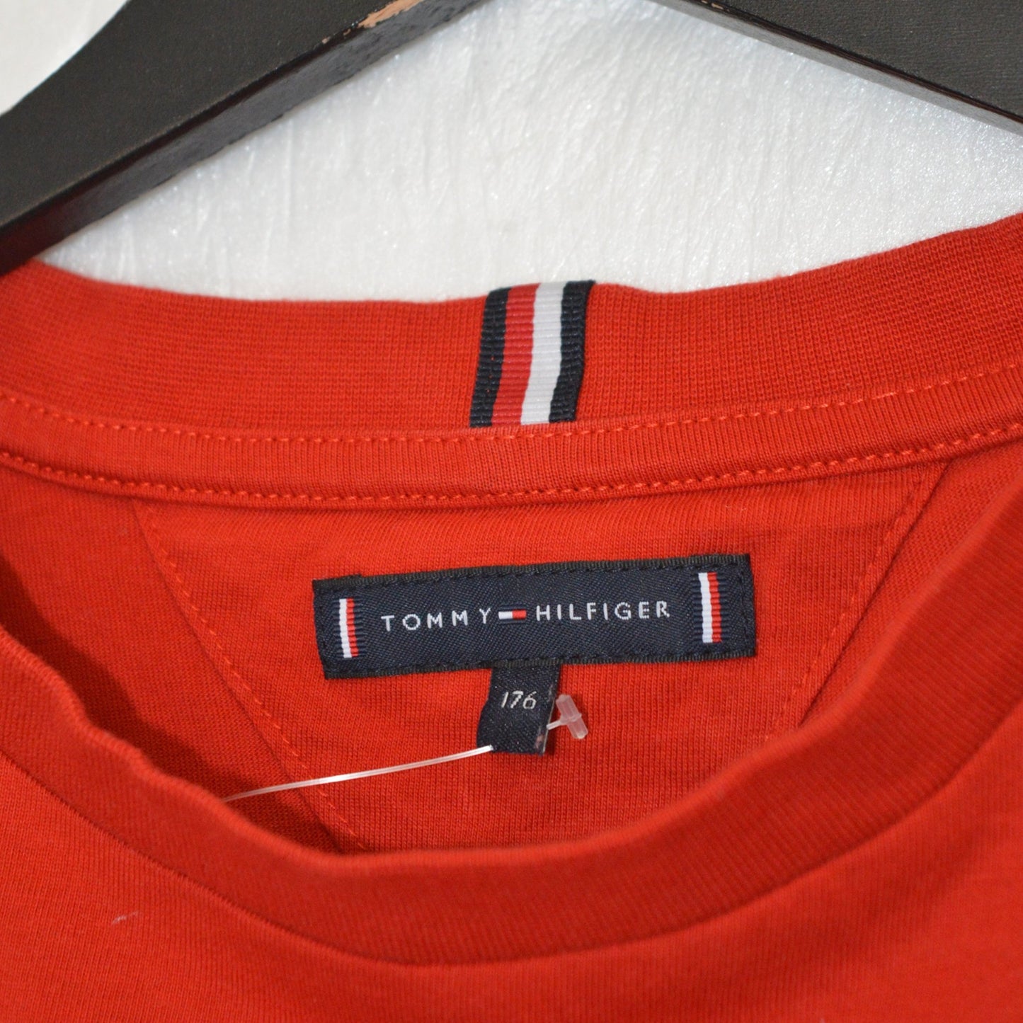 Tommy Hilfiger тениска (S)