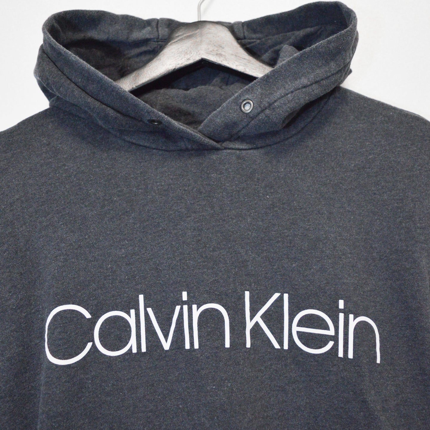 Calvin Klein суичър (L)