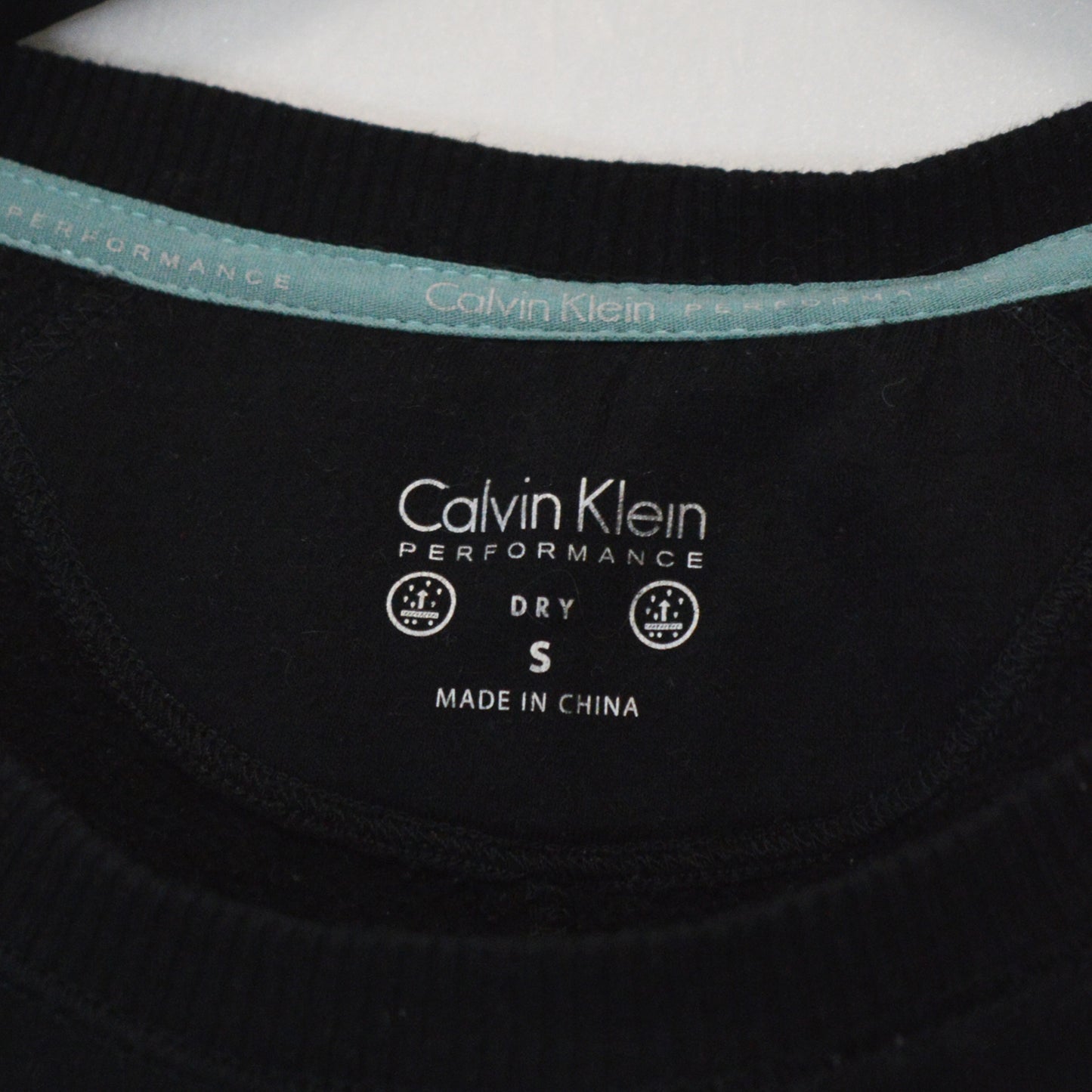 CALVIN KLEIN ГОРНИЩЕ (S)