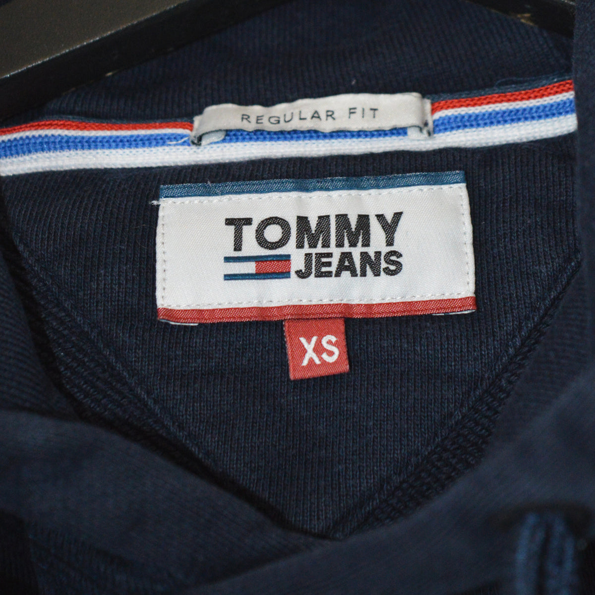 Tommy Hilfiger суичър (XS)