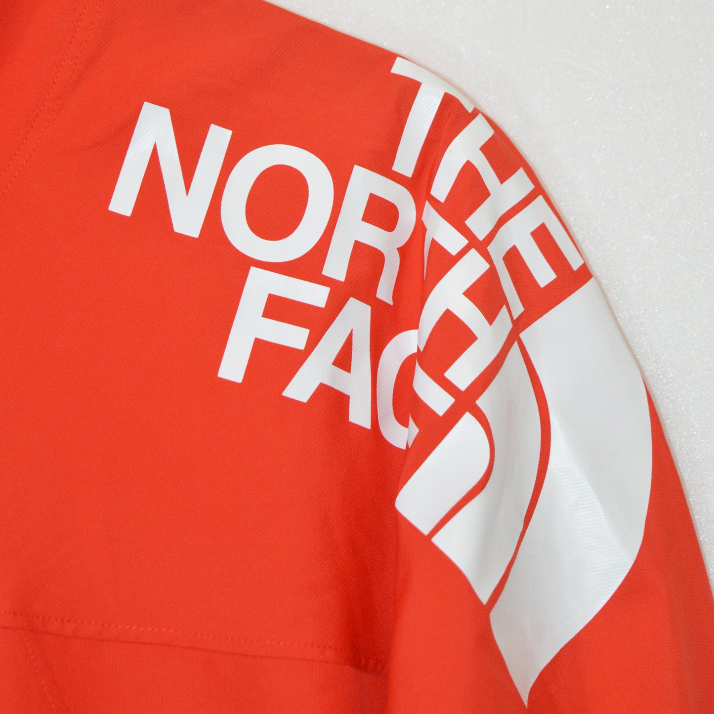 THE NORTH FACE ЯКЕ (M)