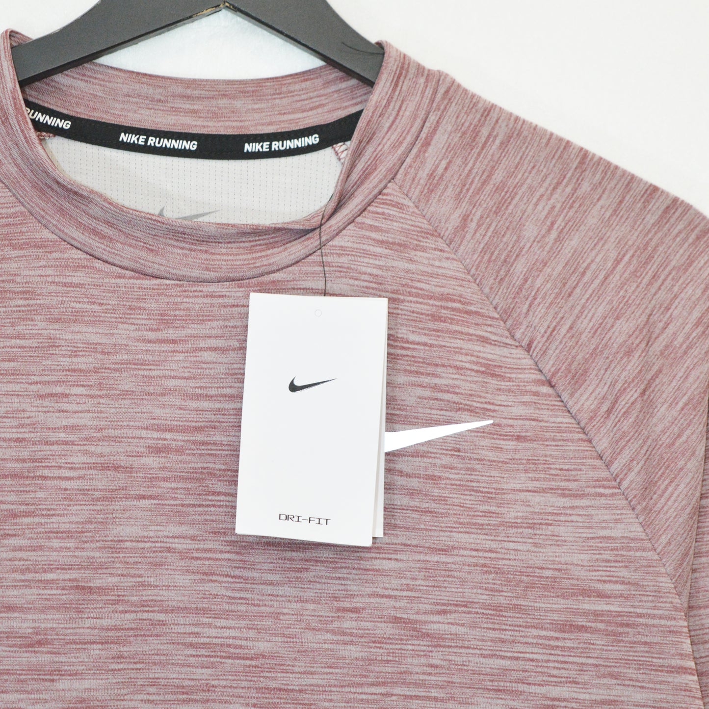 NIKE DRI FIT ГОРНИЩЕ (S)