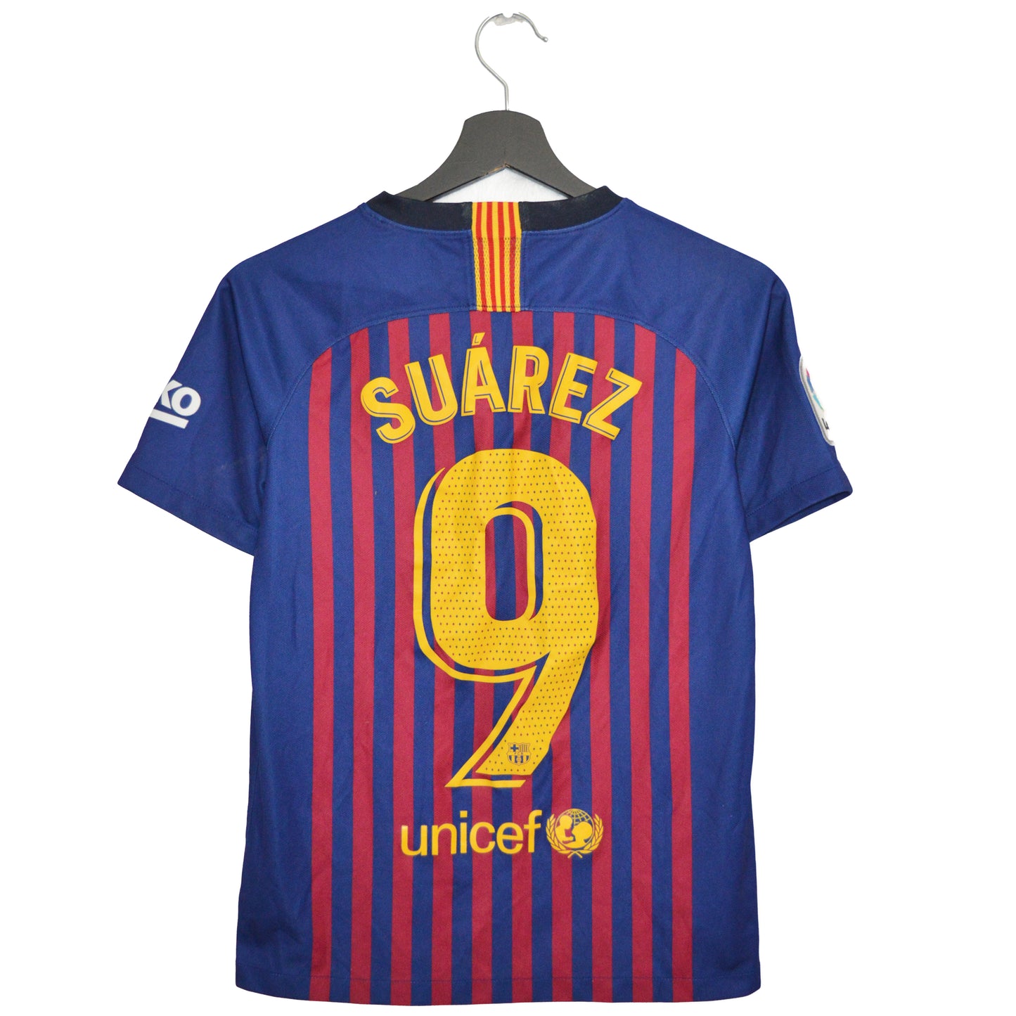 NIKE X BARCELONA SUAREZ ТЕНИСКА (XS)