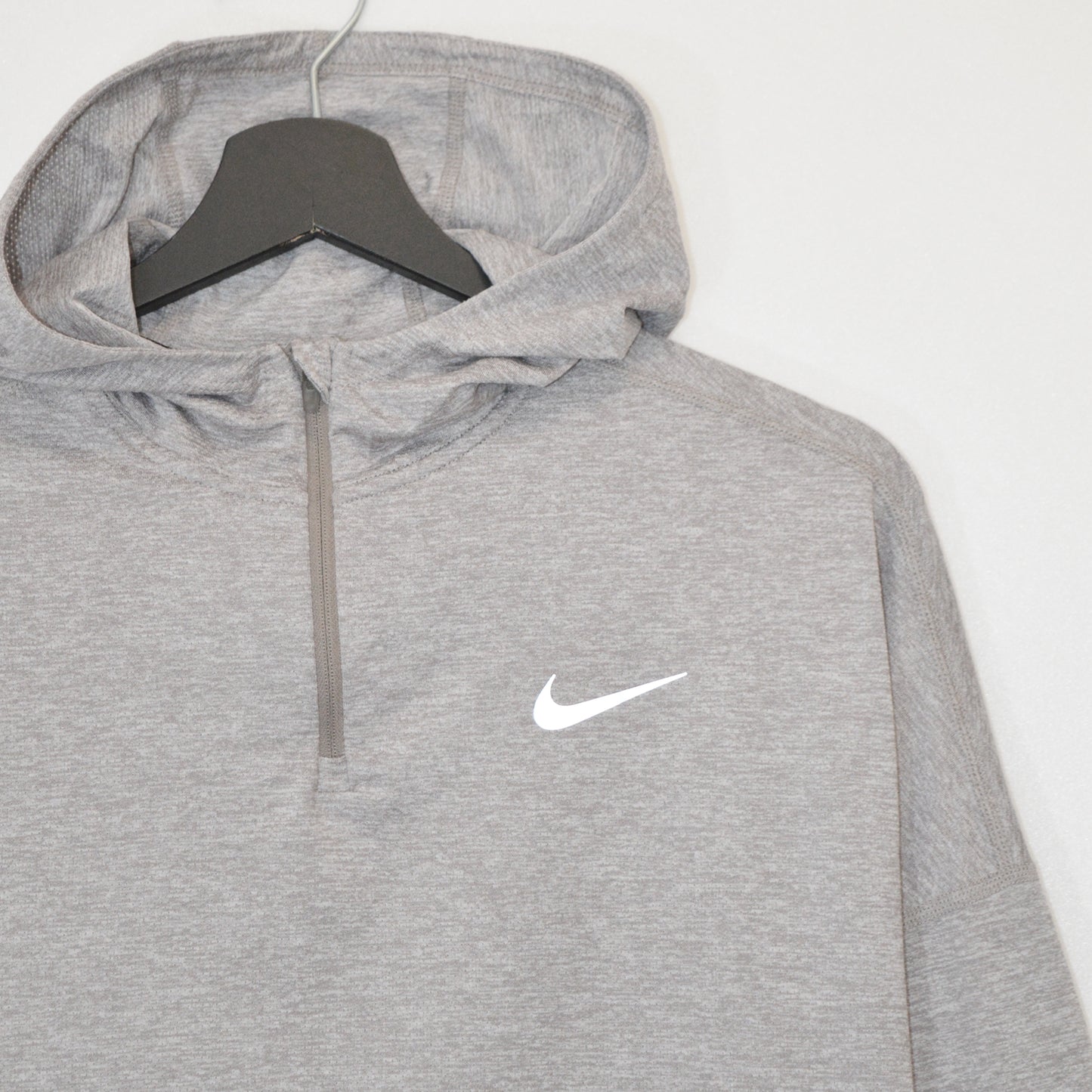 NIKE DRI FIT CROPPED ГОРНИЩЕ (S)