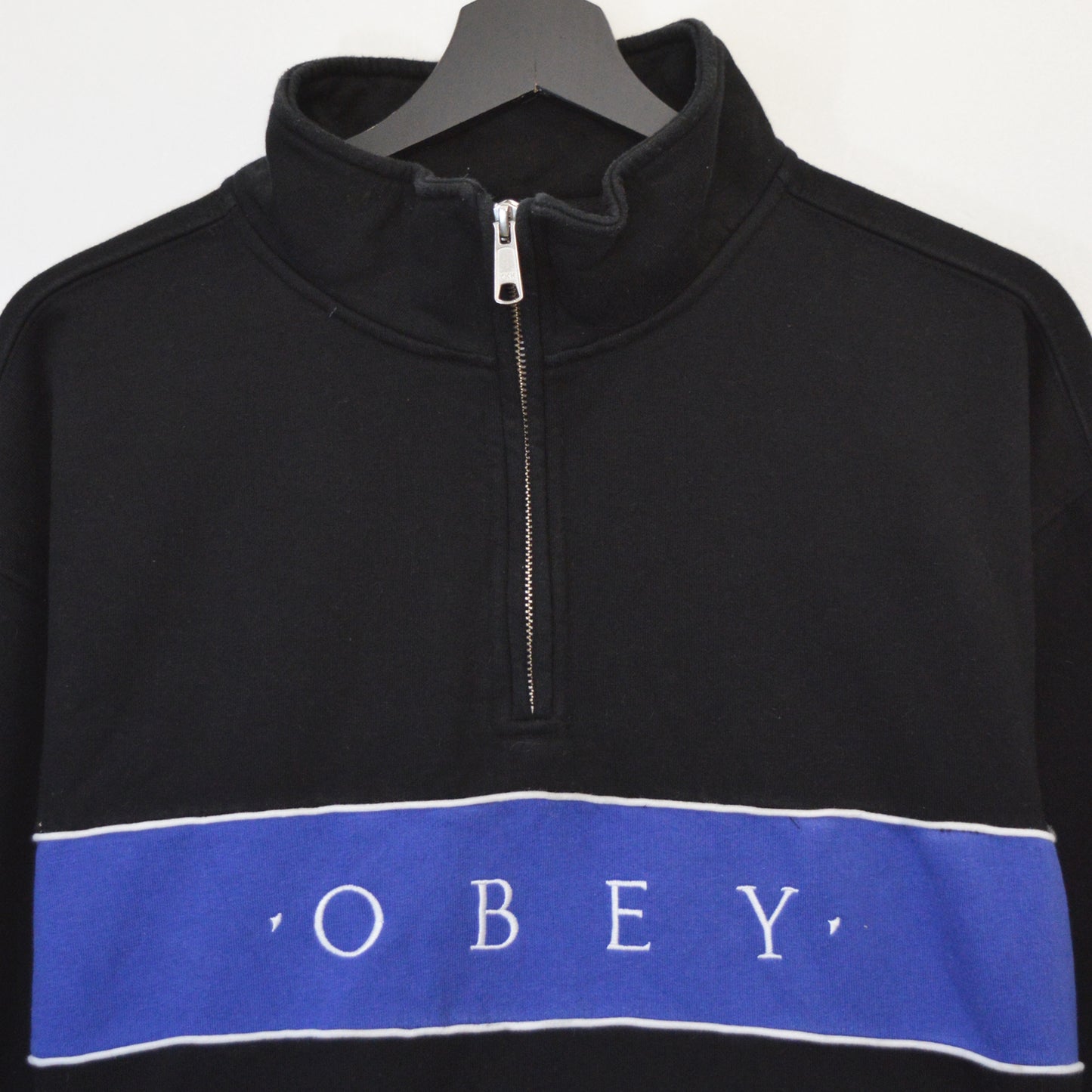 OBEY ГОРНИЩЕ (XL)