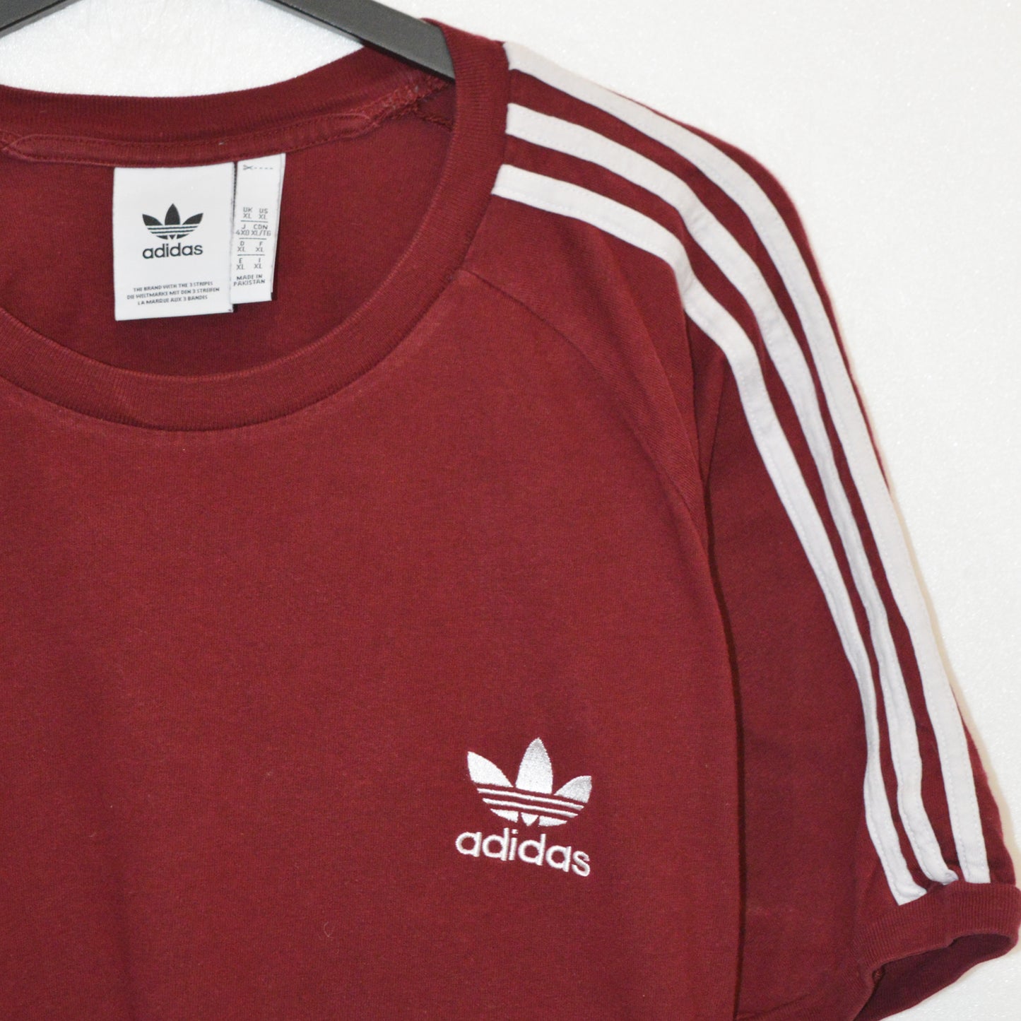 ADIDAS ORIGINALS ТЕНИСКА (XL)