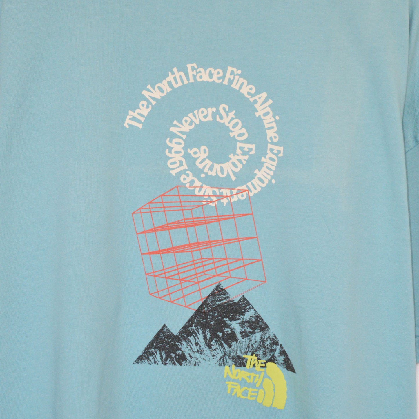 The North Face тениска (L)