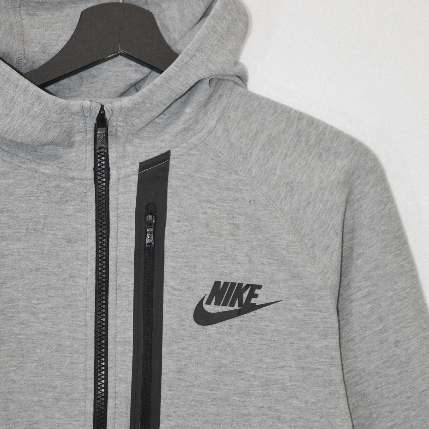 NIKE TECH FLEECE ГОРНИЩЕ (S)