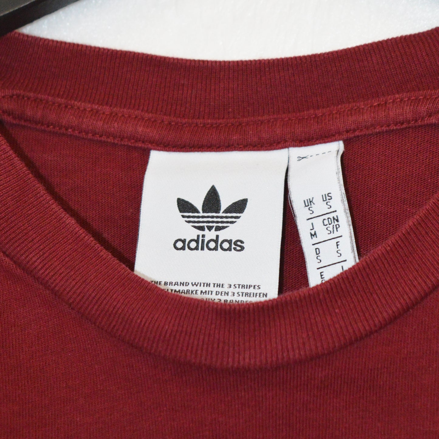 ADIDAS ORIGINALS ТЕНИСКА (S)