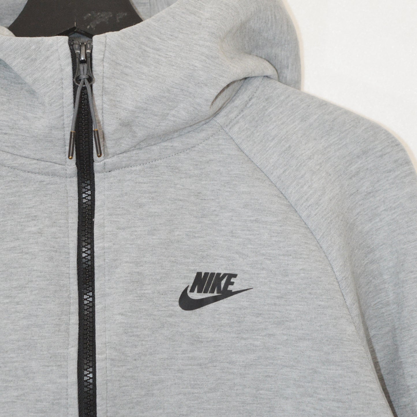 NIKE TECH FLEECE ГОРНИЩЕ (S)