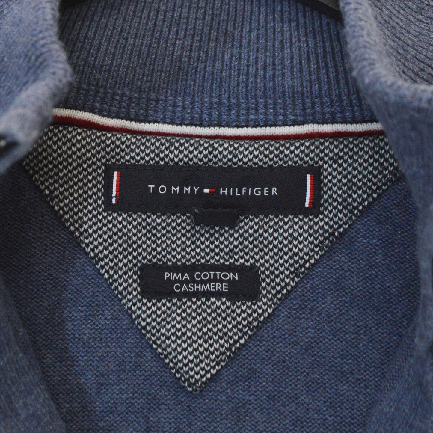 TOMMY HILFIGER ПУЛОВЕР (S)