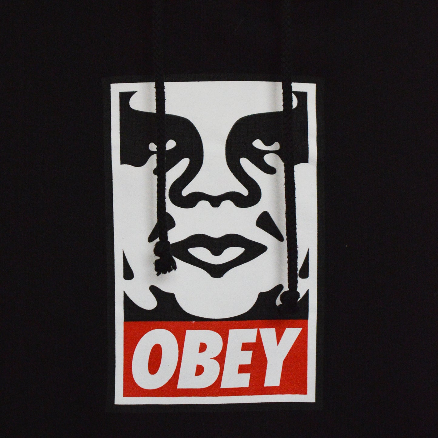 OBEY ГОРНИЩЕ (L)