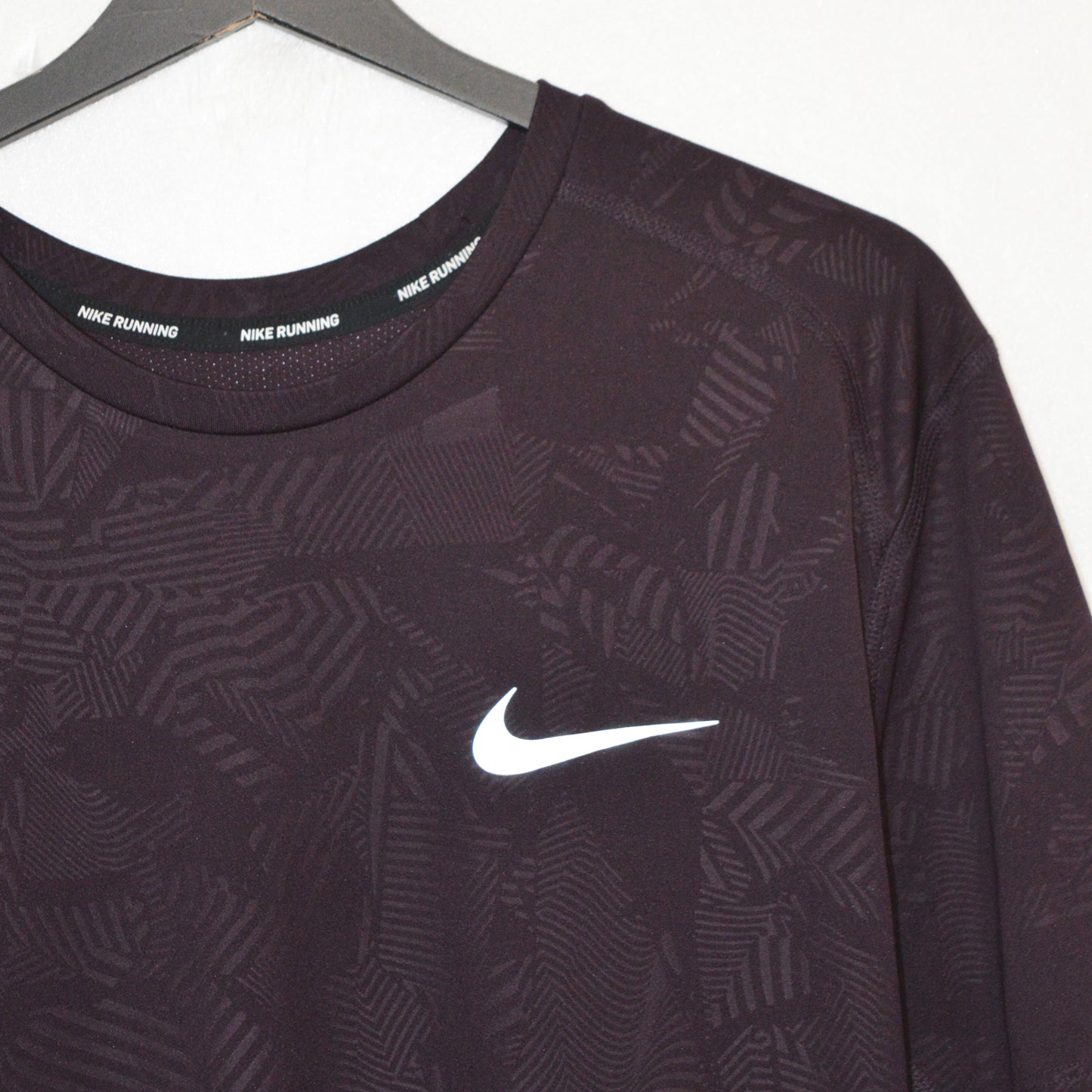 NIKE DRI FIT ТЕНИСКА (XL)