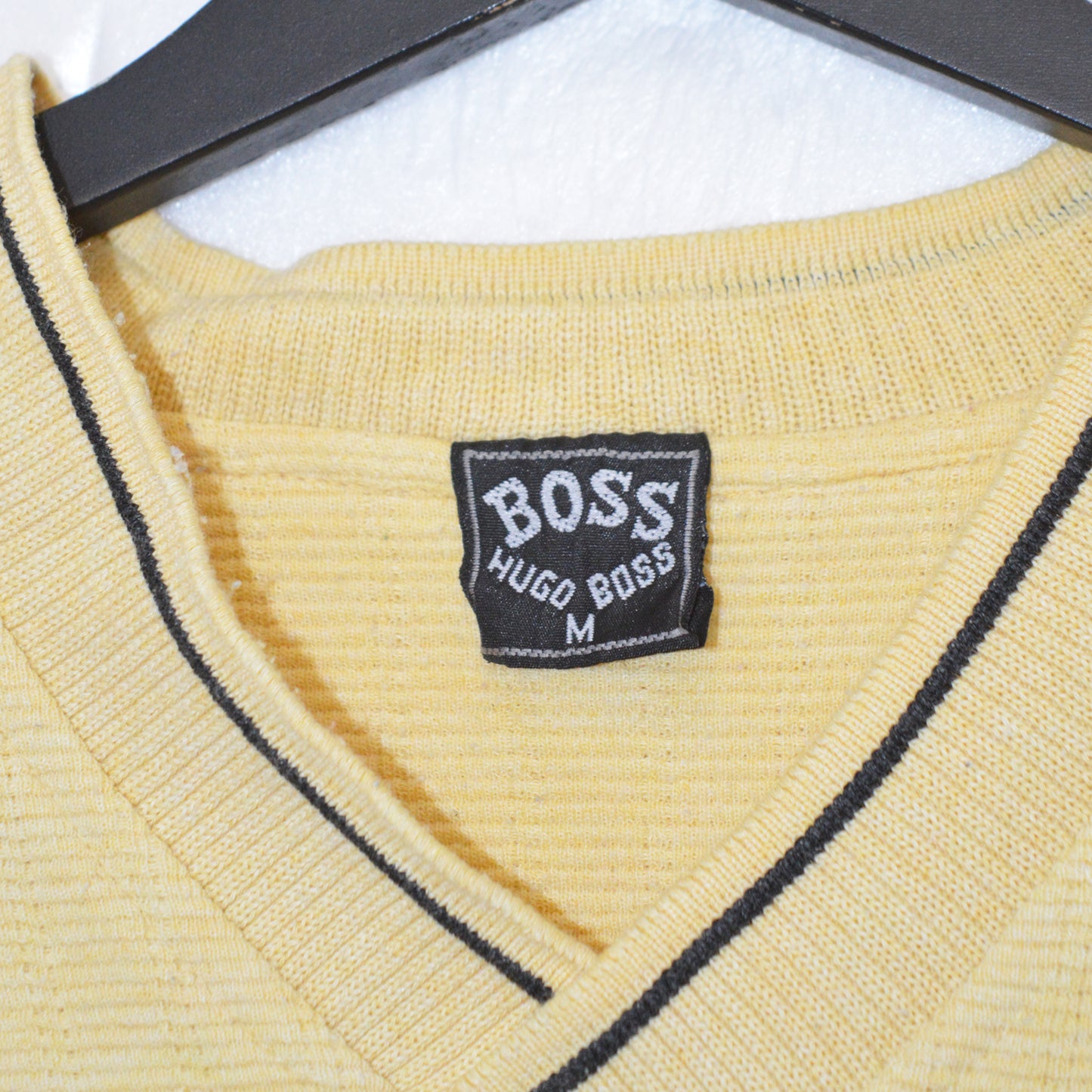 HUGO BOSS VINTAGE ТЕНИСКА (M)