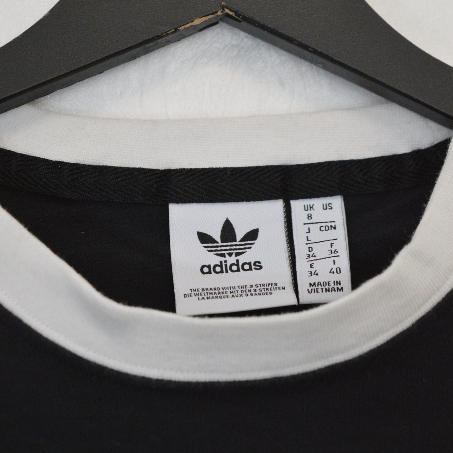 ADIDAS ORIGINALS CROPPED ГОРНИЩЕ (XS)