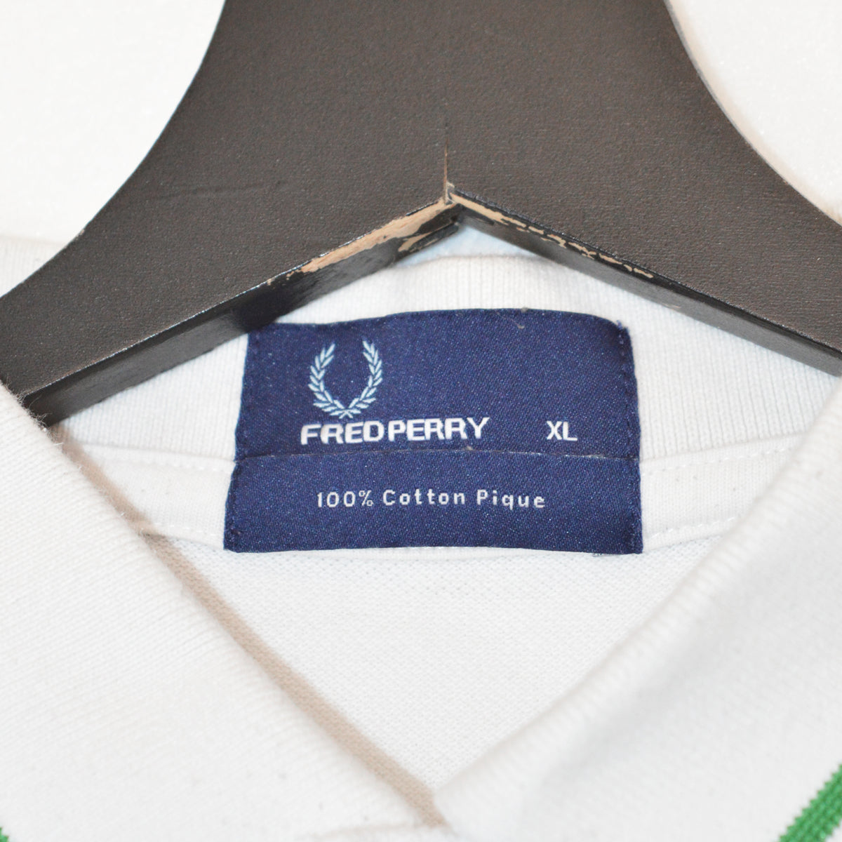 Fred Perry тениска (XL)