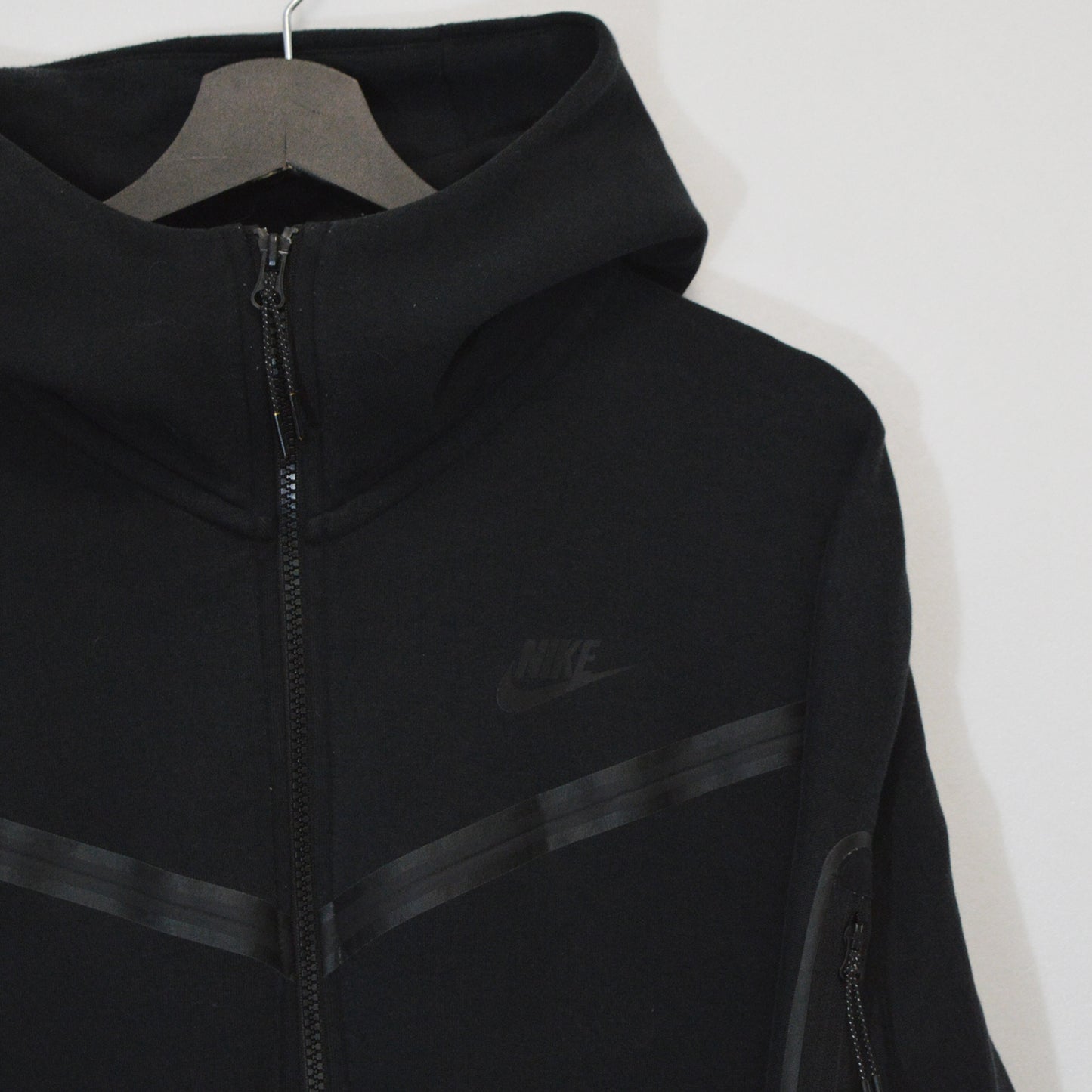 NIKE TECH FLEECE ГОРНИЩЕ (L)