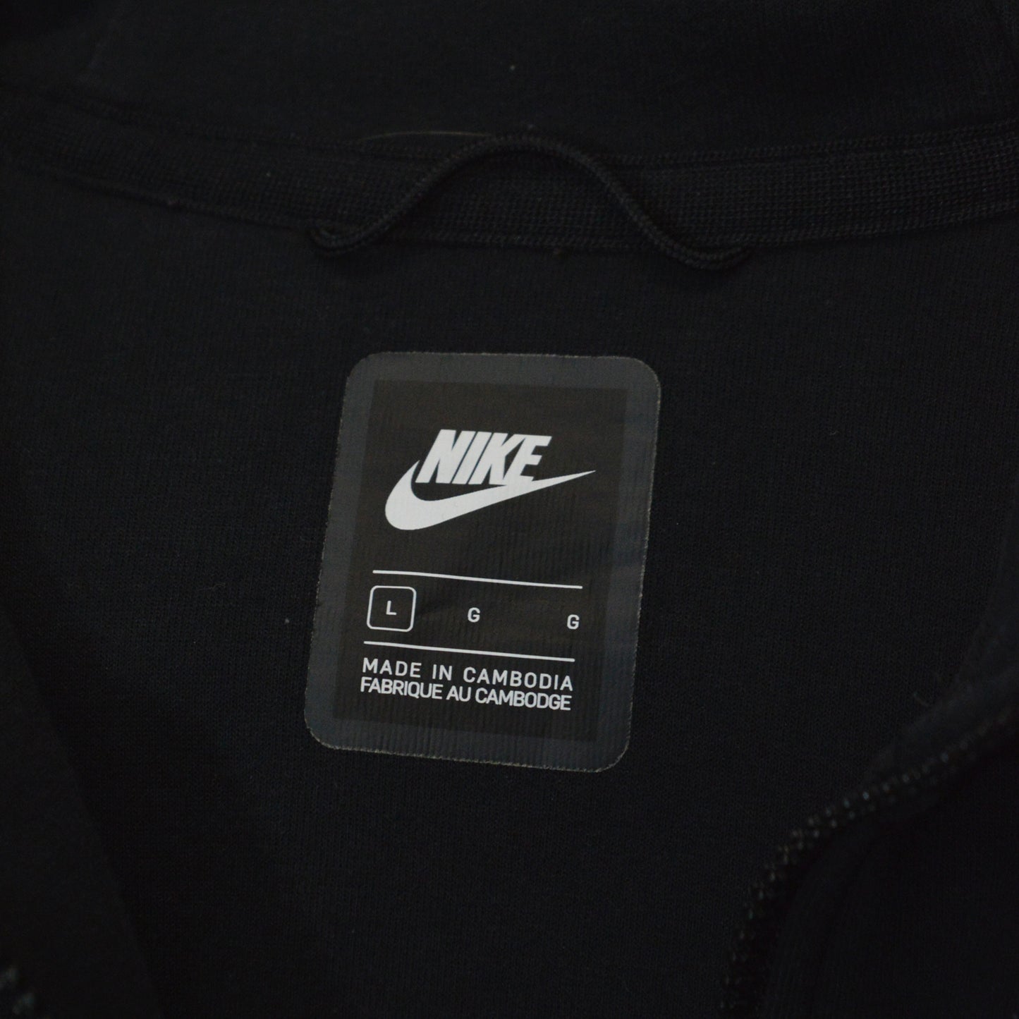 NIKE TECH FLEECE ГОРНИЩЕ (L)