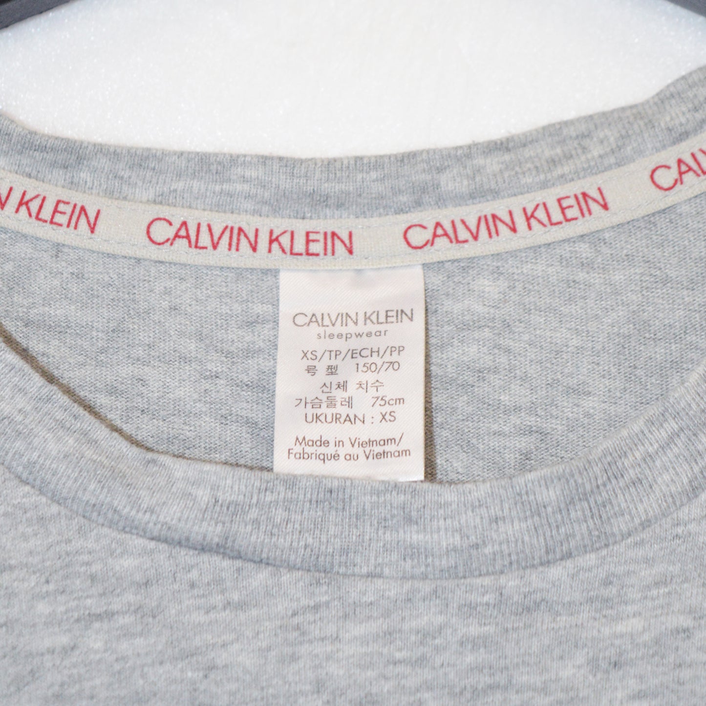 CALVIN KLEIN ТЕНИСКА (XS)