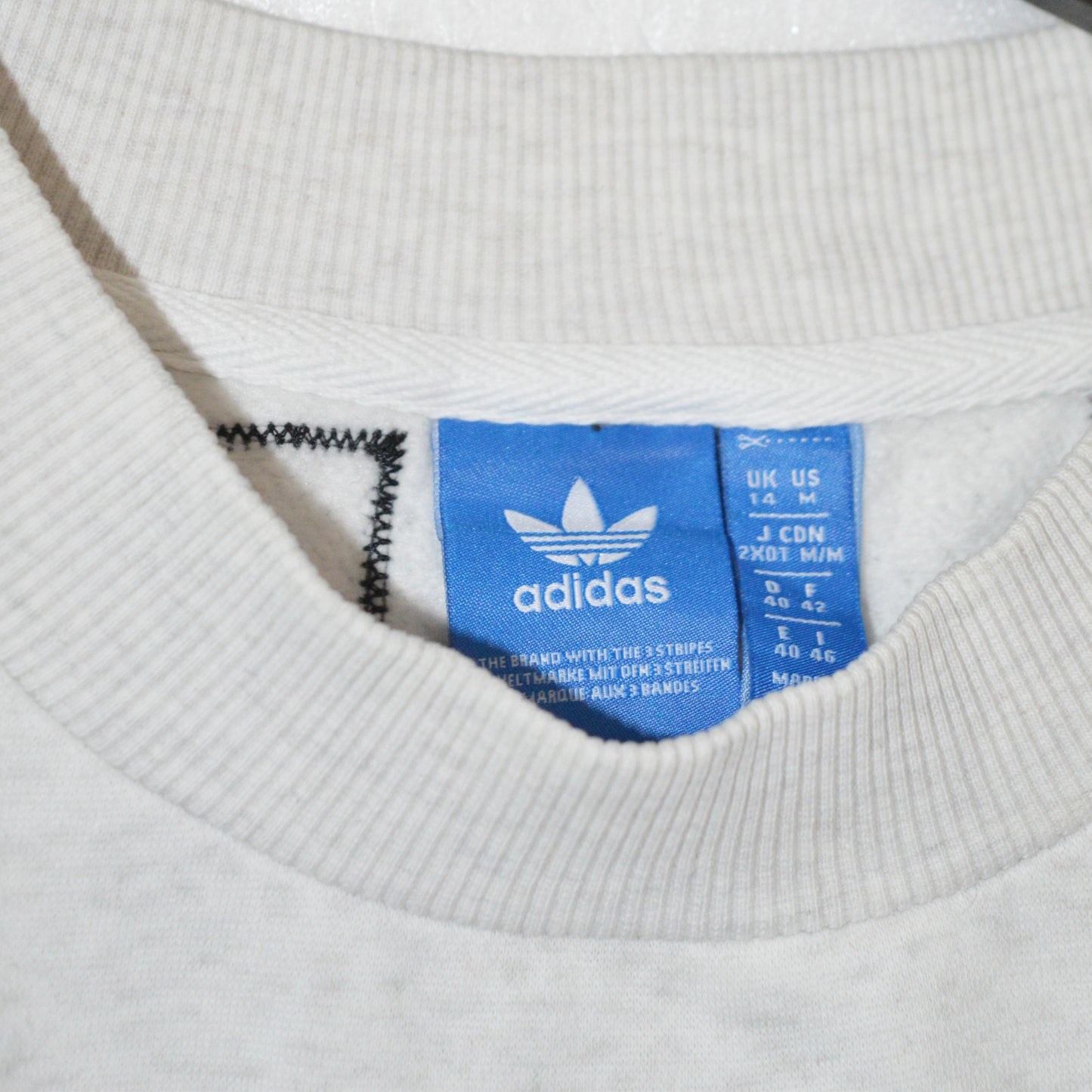 ADIDAS ORIGINALS CROPPED ТЕНИСКА (M)