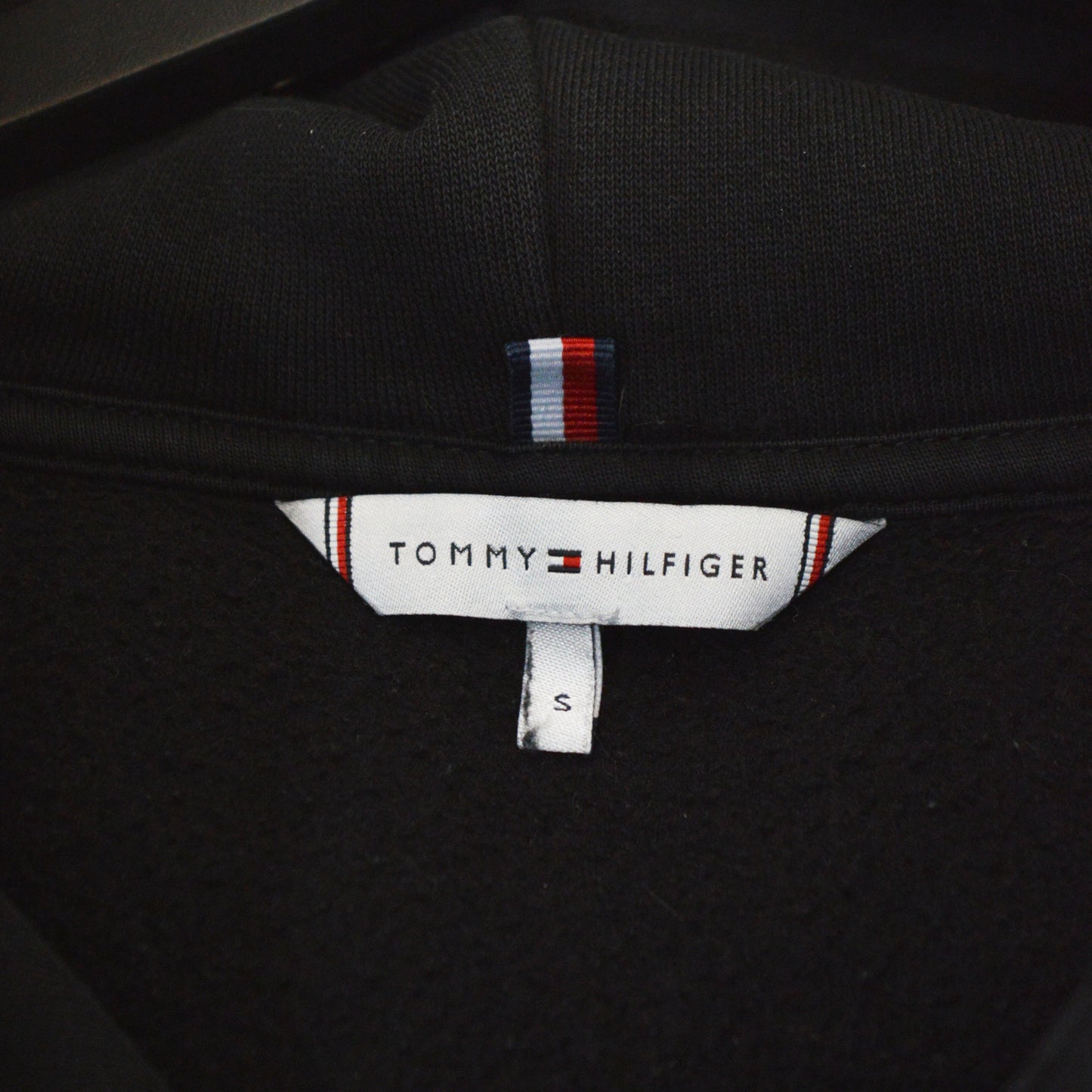 TOMMY HILFIGER ГОРНИЩЕ (S)