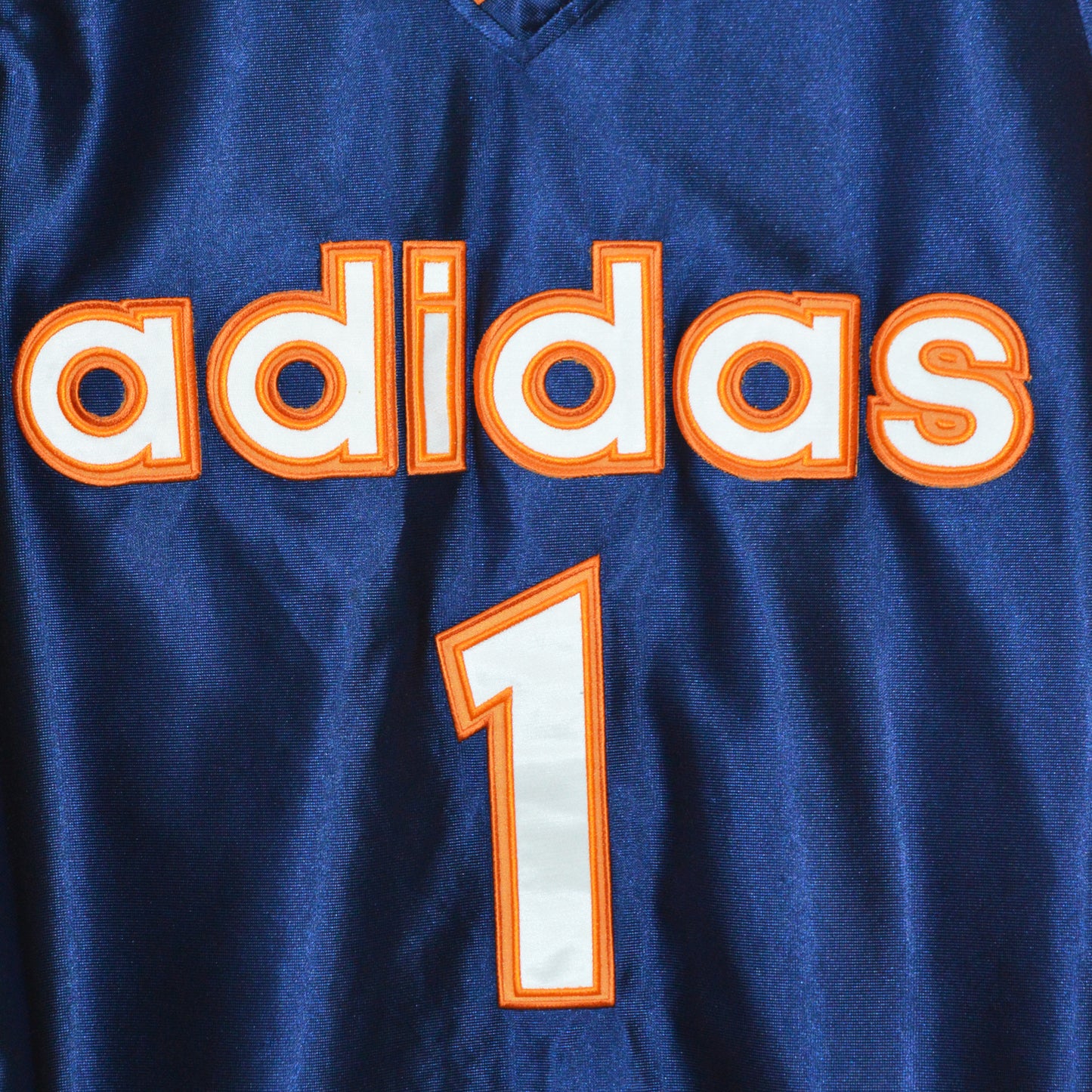 ADIDAS VINTAGE BASKETBALL JERSEY (L)